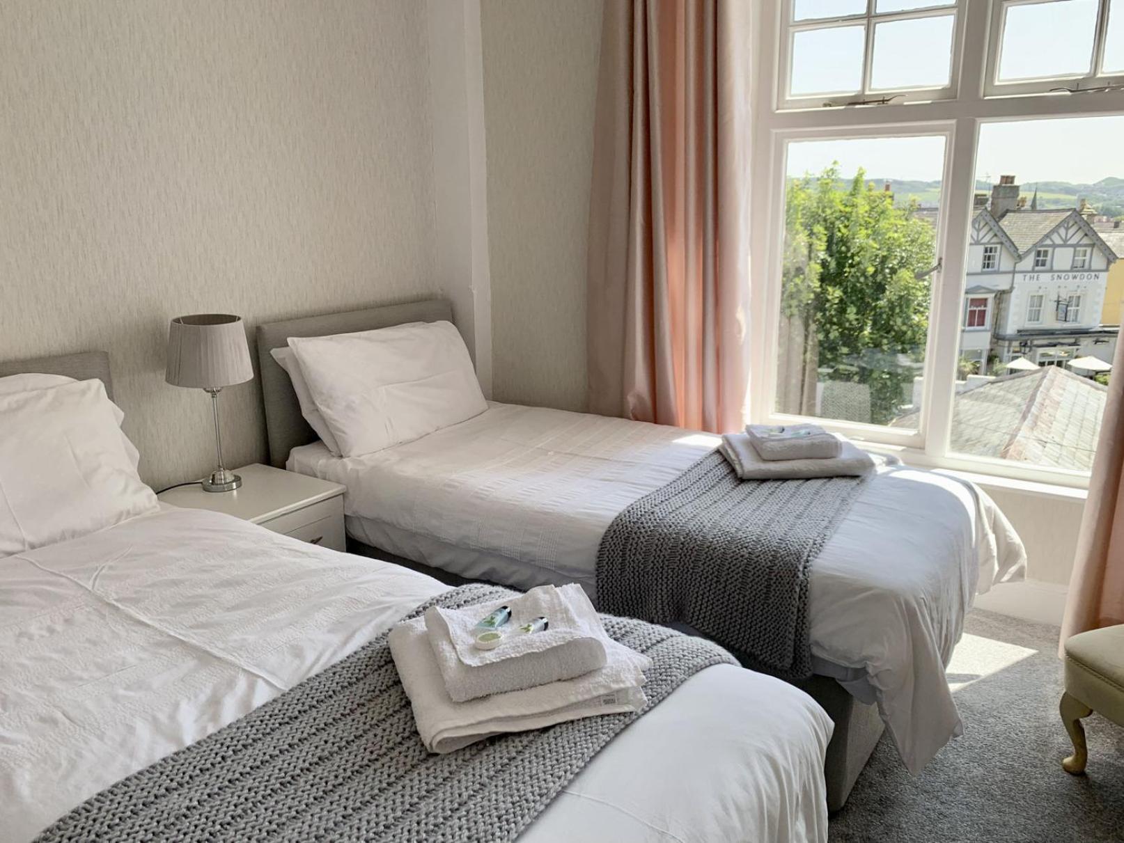 Seaclyffe Hotel Ltd Llandudno Luaran gambar
