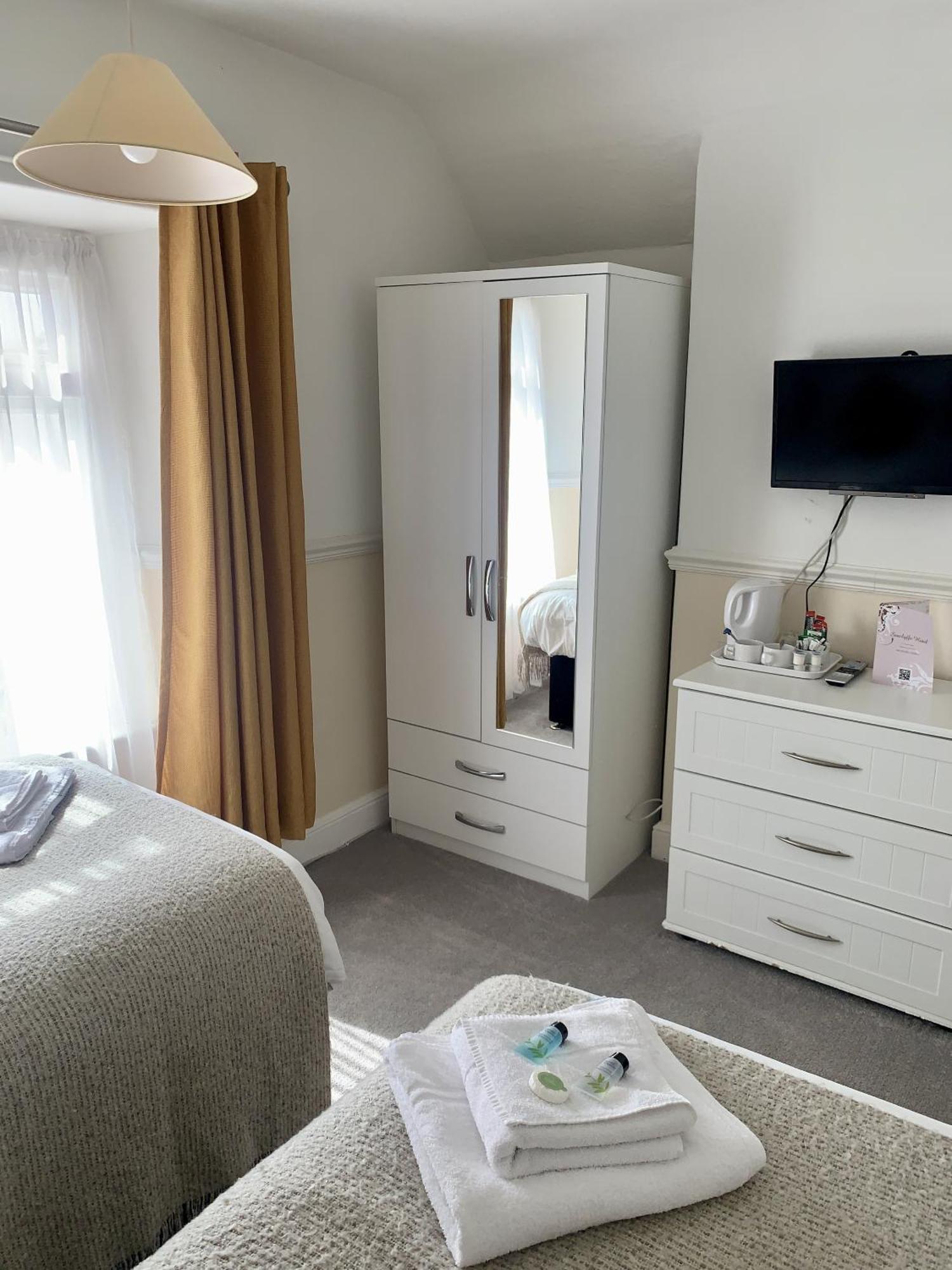 Seaclyffe Hotel Ltd Llandudno Bilik gambar